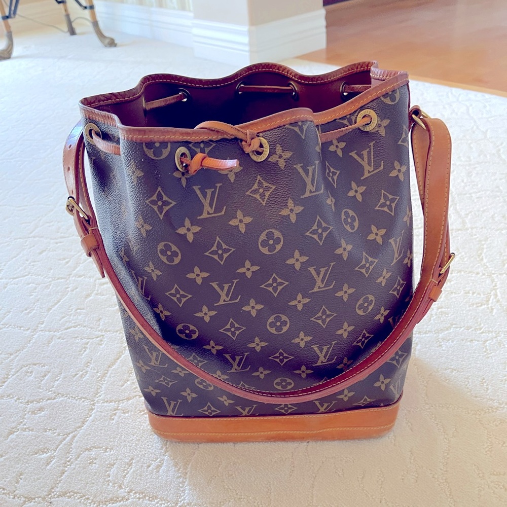 Louis Vuitton Bucket Bag
